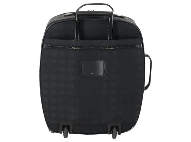 Borsa da viaggio Chanel Gabrielle Classic Flap 2103 Nero - vista 2