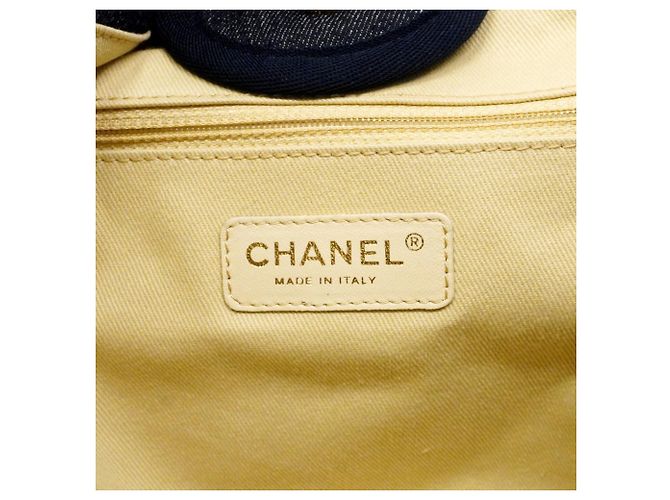 Borsa a spalla Chanel Deauville con catena Blu navy - vista 5