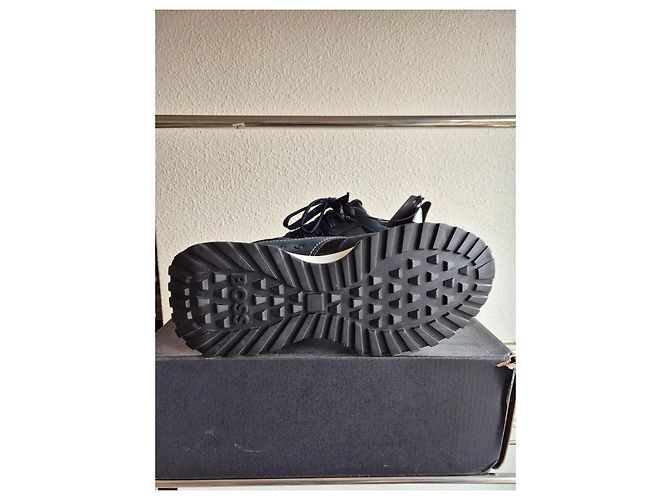 Sneakers Hugo Boss in pelle blu navy - vista 5