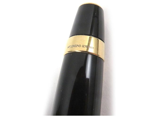 Stylo à bille Montblanc Boheme en pierres précieuses colorées Noir Rouge Doré - vue 6