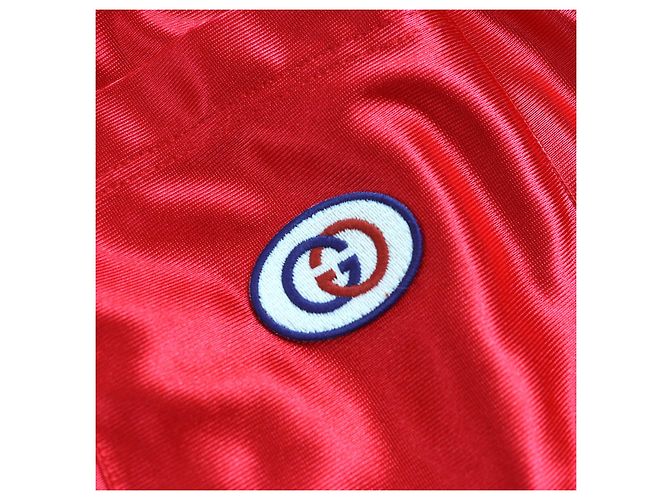Bermuda de poliéster com patch logo Gucci e linha web Vermelho - vista 5