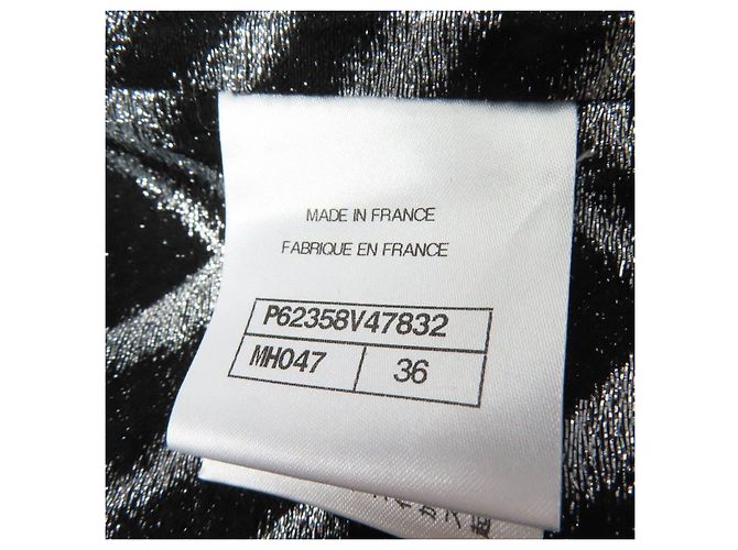 Timeless Chanel COCO Mark Button Tweed Wool Blend Jacket Black White - view 8