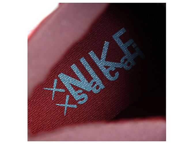Nike KAWS Sacai Blazer Low Leder Sneakers Rot - Ansicht 11