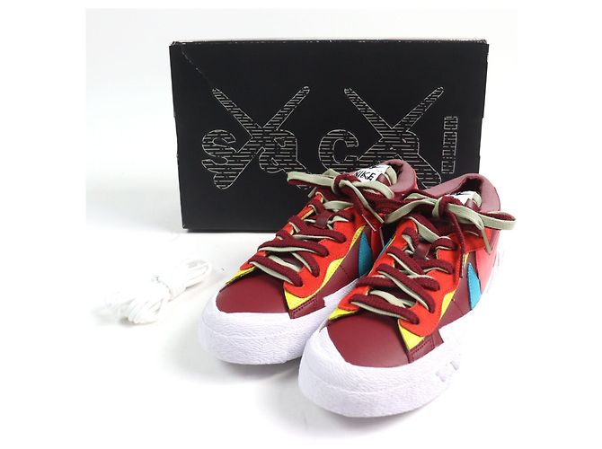 Nike KAWS Sacai Blazer Low Leder Sneakers Rot - Ansicht 2