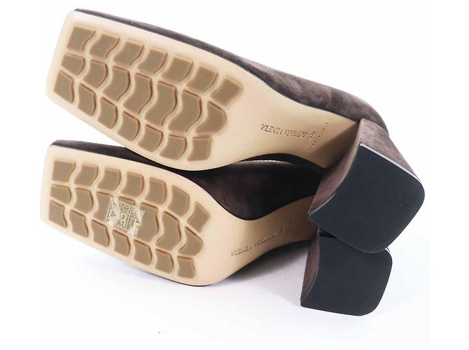 Décolleté in Suede TOWER di Bottega Veneta Marrone Bronzo - vista 5