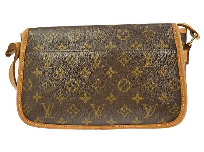 Louis Vuitton Sologne Monogram Canvas - view 2