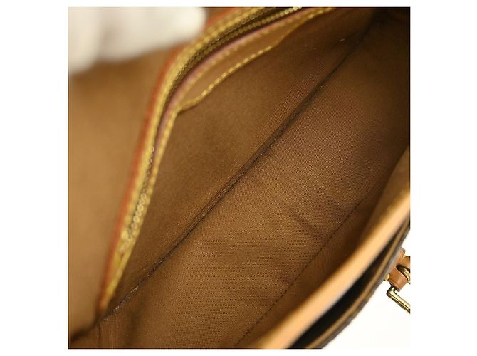 Louis Vuitton Sologne Monogram Canvas - view 3