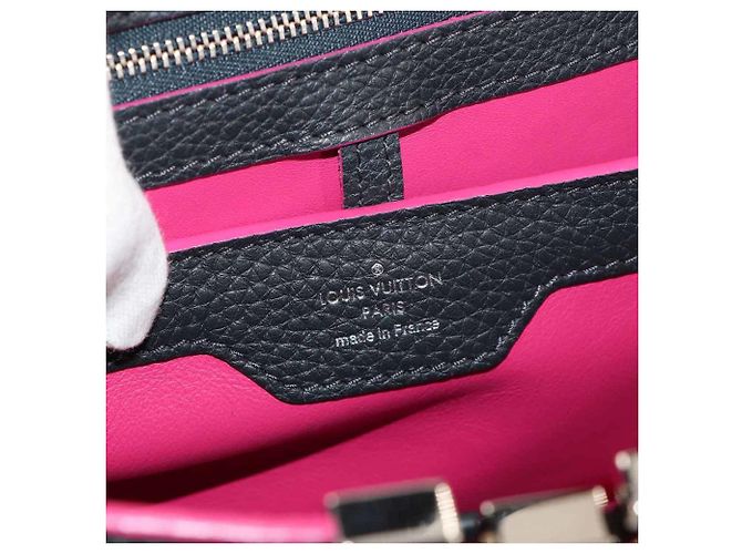 Borsa Capucines PM Louis Vuitton Blu Fuschia - vista 7