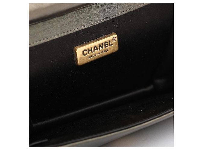 Borsa Chanel Mini in Pelle Trapuntata a Tracolla - vista 3