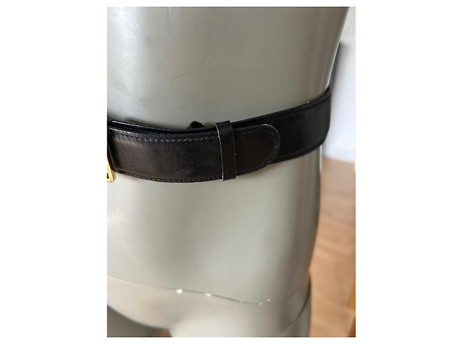 Cinturón Céline de cuero negro con hebilla dorada - vista 4
