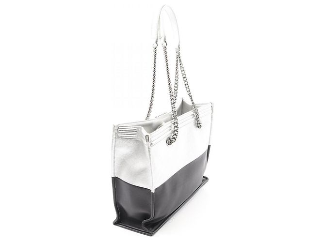 Borsa Tote Boy di Chanel in pelle nera Nero - vista 2