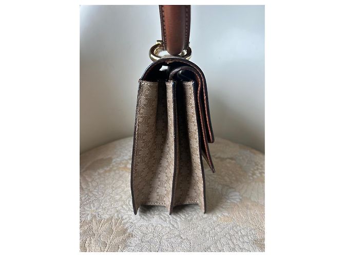 Céline Triomphe Monogramm Handtasche Beige Canvas - Ansicht 15