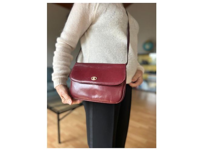 Borsa a tracolla Céline Triomphe in pelle rosso scuro Bordò - vista 11