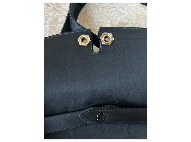 Gucci Schultertasche aus schwarzem Samt G Interlock - Ansicht 4