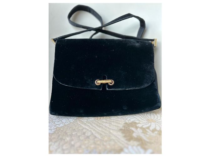 Gucci Schultertasche aus schwarzem Samt G Interlock - Ansicht 8