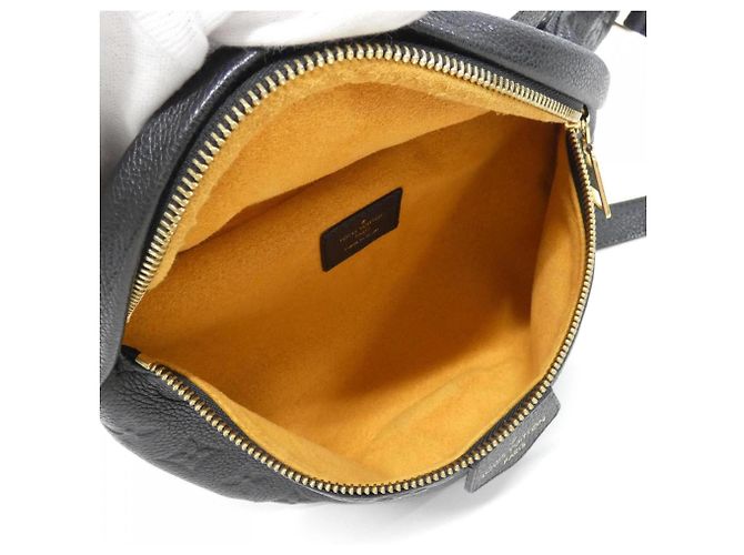 Bumbag Monogram Empreinte Louis Vuitton Nero - vista 5