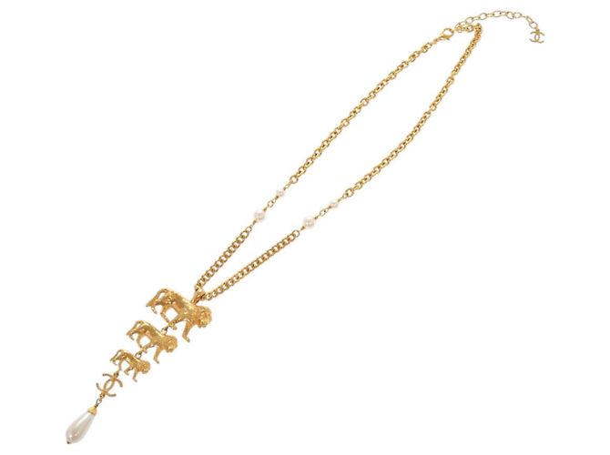 Collana in metallo con perle finte dorate e leone Coco Mark di Chanel D'oro - vista 4