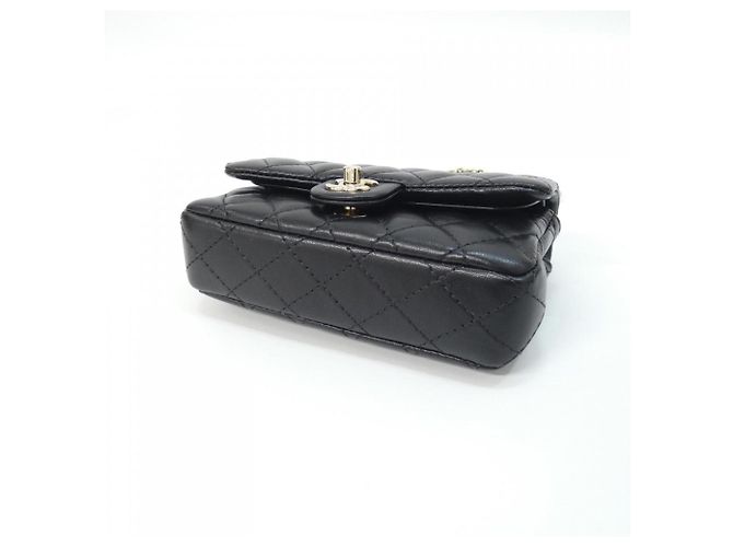 Charm per borsa in pelle Chanel AP4760 Nero - vista 3