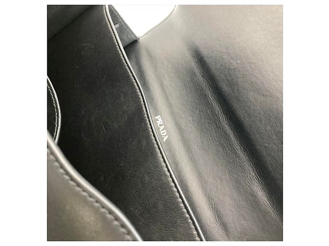 PRADA Nieten Schultertasche Schwarz - Ansicht 7