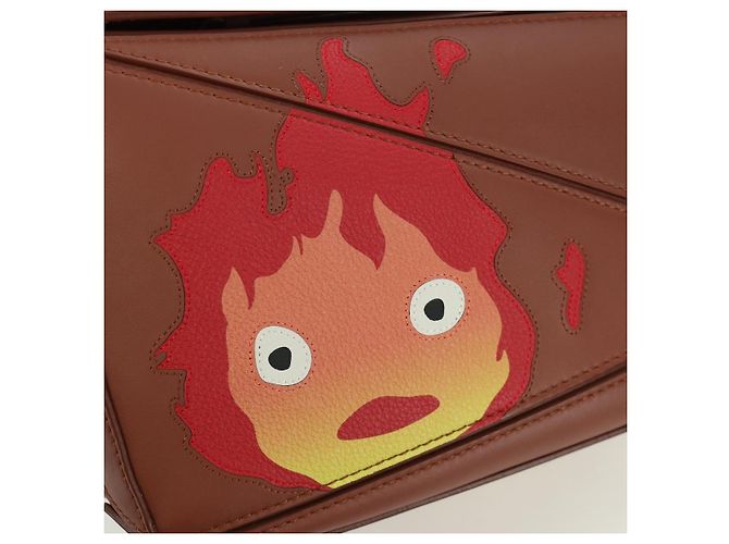 LOEWE Piccolo Puzzle Studio Ghibli Il Castello Errante di Howl Calcifer Auth 173304SM Marrone D'oro - vista 23