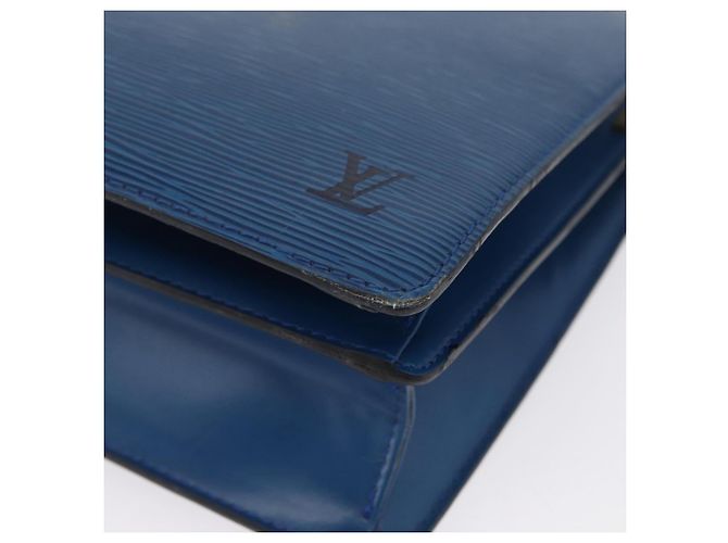 LOUIS VUITTON Epi Capuchin Shoulder Bag Blue M52345 LV Auth bs33618 - view 14