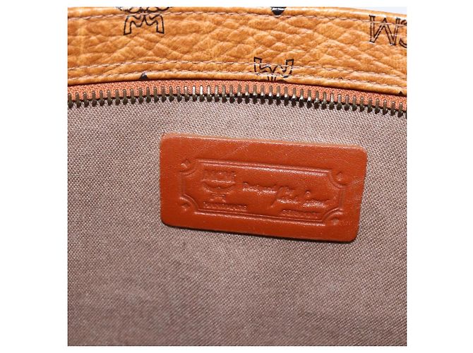 Borsa tote MCM Logogram Vicetos in PVC marrone e oro Auth gh1847 D'oro - vista 18