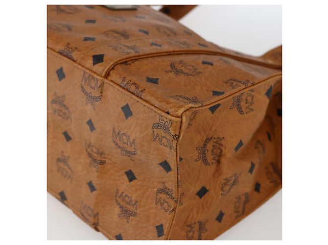Borsa tote MCM Logogram Vicetos in PVC marrone e oro Auth gh1847 D'oro - vista 8