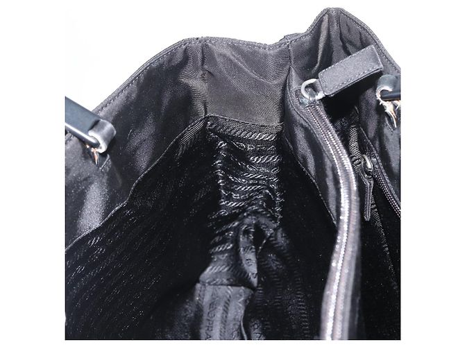 Borsa Tote Prada in nylon nero argento Auth bs32790 - vista 21