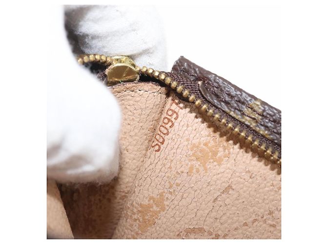 Bucket LOUIS VUITTON Monogramma Secchiello PM Pochette Accessorio LV Auth 172499 - vista 12