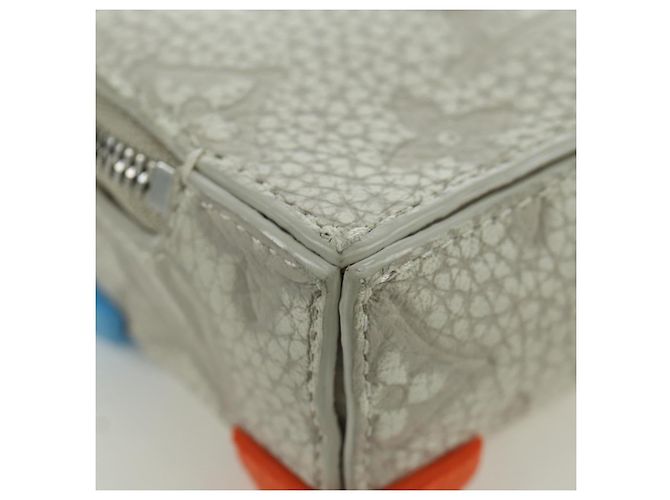 LOUIS VUITTON Monogram Taurillon Klettertasche Grau MP3383 LV Auth 167003SM Braun - Ansicht 16