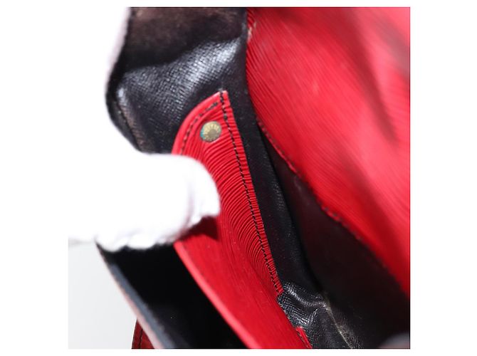 LOUIS VUITTON Borsa a Spalla Epi Cartesier MM Rossa M52247 LV Auth 172584 Rosso - vista 23