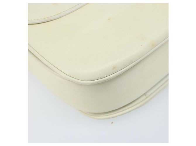 Céline CELINE Macadam Canvas Schultertasche mit Pferdewagen-Motiv aus Leder in Weiß und Gold Auth 172964 Golden - Ansicht 14