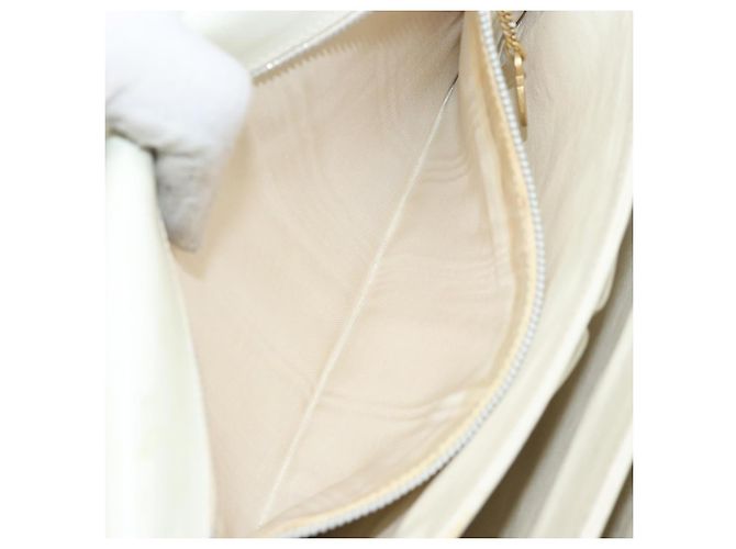 Céline CELINE Macadam Canvas Schultertasche mit Pferdewagen-Motiv aus Leder in Weiß und Gold Auth 172964 Golden - Ansicht 23