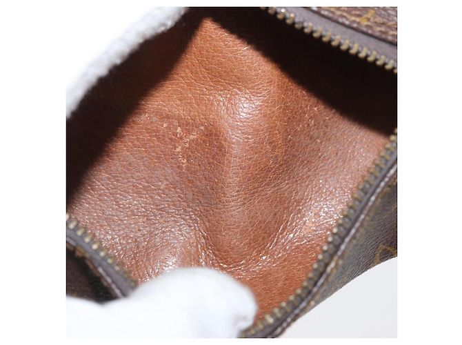 LOUIS VUITTON Pochette Papillon Monogramma LV Auth 172674 - vista 12