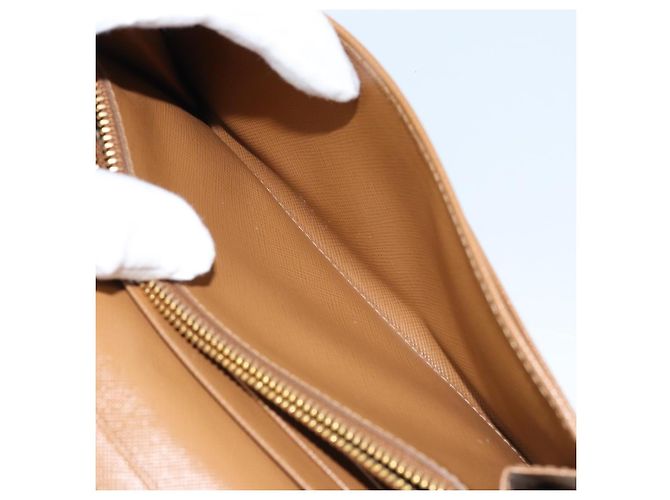 Saffiano PRADA Portafoglio Lungo in pelle Safiano Marrone Oro Auth LNZ082M D'oro - vista 25