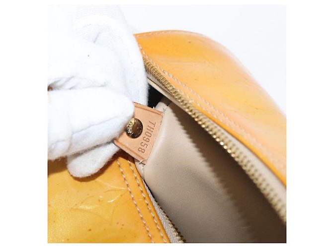 LOUIS VUITTON Bolso de Mano Monogram Vernis Bedford Beige M91006 LV Auth 172820 - vista 12