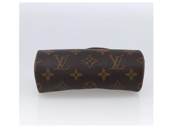 LOUIS VUITTON Monogram Papillon Pouch LV Auth 166258A - view 5