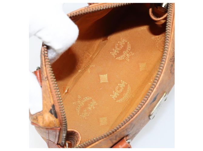 Borsa Boston Mini Vicetos Logogram MCM in PVC Marrone Oro Auth gh1736 D'oro - vista 11