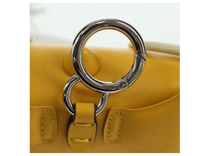 Borsa a secchiello Nano Drago in pelle FENDI x FRGMT x POKMON Gialla Auth 166961SM Argento Giallo - vista 20