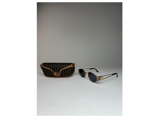 Occhiali da sole vintage Fendi Nero Oro D'oro - vista 2