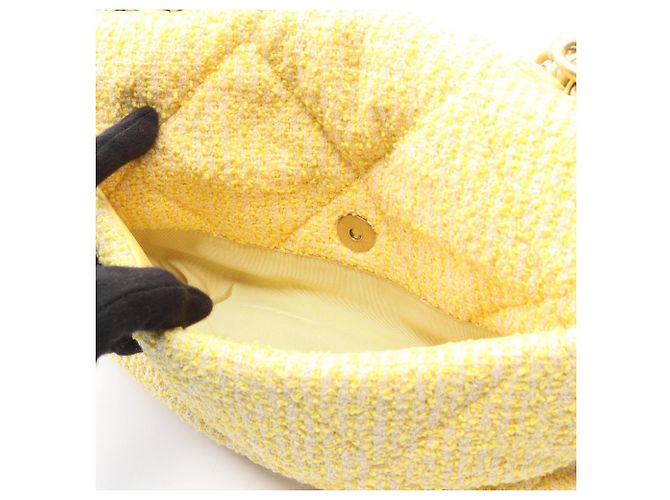 Borsa a Spalla Matelassé Chanel 19 Dixneuf Giallo - vista 10