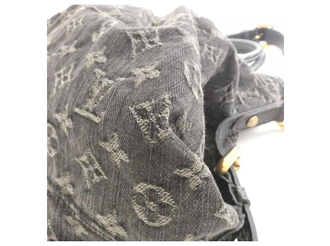 Borsa Louis Vuitton Monogram Denim Neo Cabby MM Nero - vista 3