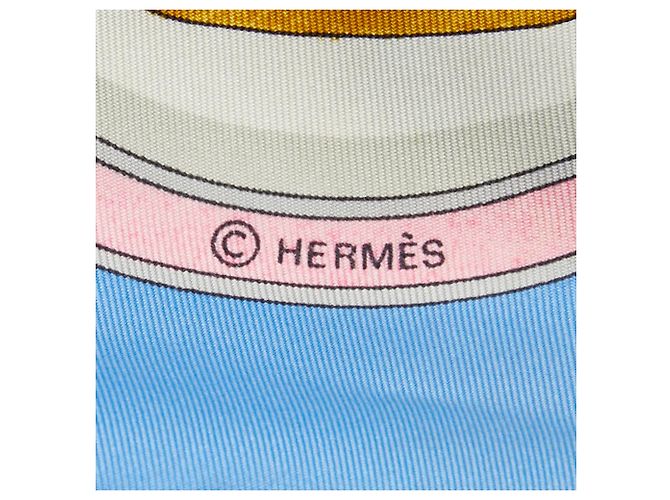 Hermès Carré 90 "Qu'importe le flacon" Sciarpa bottiglia di profumo Multicolore Blu chiaro - vista 5
