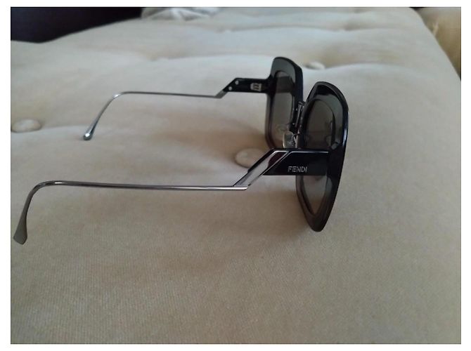 Gafas de sol Fendi Oversize Marrones Metal Castaño - vista 3