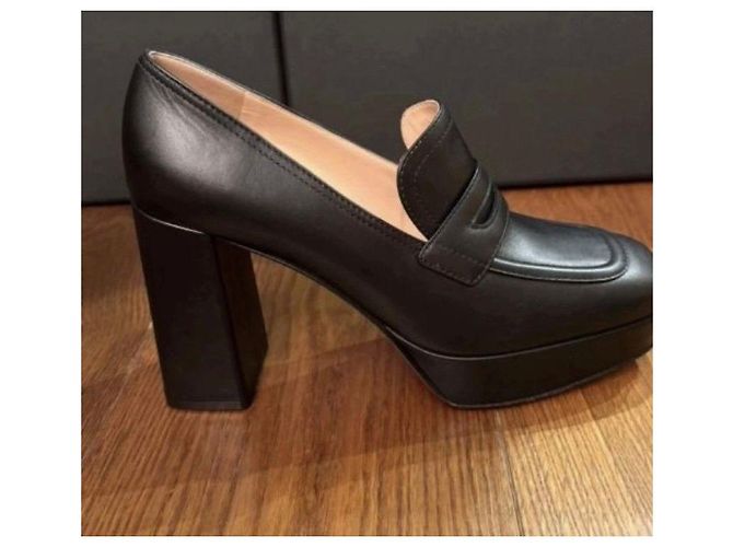 Gianvito Rossi Schwarze Leder-Pantoletten mit Plateau - Ansicht 7