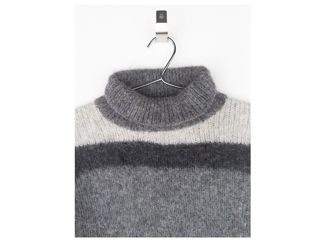 Prada Pullover mit geometrischem, fuzzy Strick und rotem Etikett aus den 2000er Jahren Grau - Ansicht 3