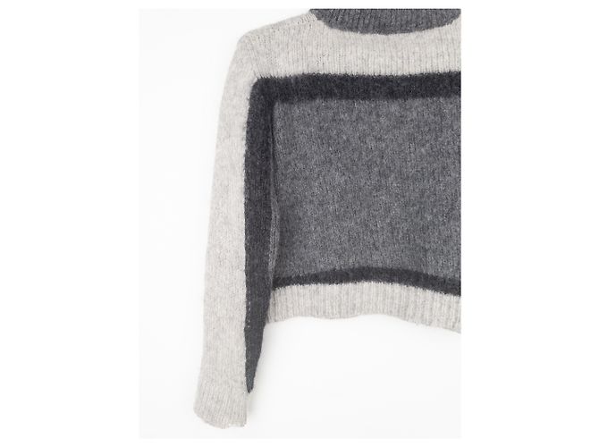 Prada Pullover mit geometrischem, fuzzy Strick und rotem Etikett aus den 2000er Jahren Grau - Ansicht 6