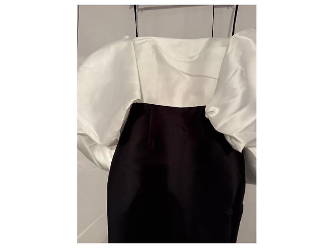 Abendkleid Solace London. Größe 8. Schwarz & Weiß. NEU - Ansicht 6