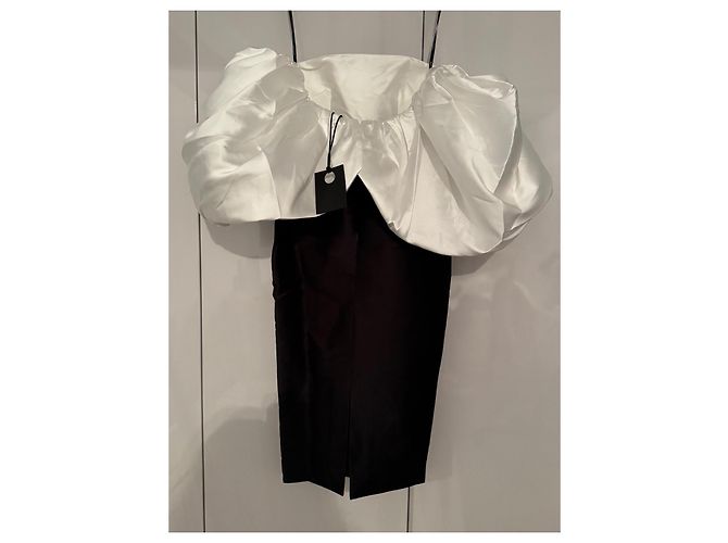 Abendkleid Solace London. Größe 8. Schwarz & Weiß. NEU - Ansicht 8
