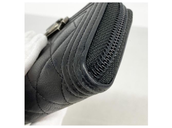 Boy Monedero de piel de ternera granulada negra Chanel Negro - vista 5